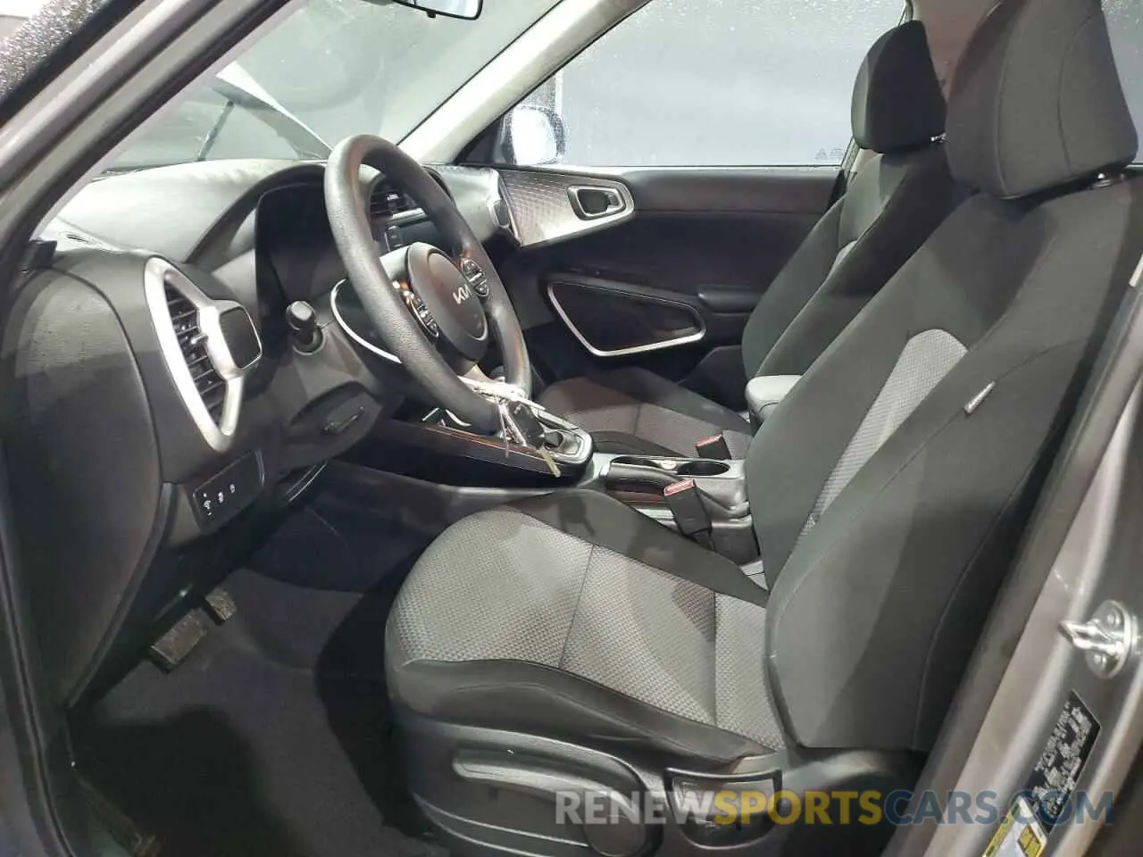 7 fotografías del automóvil dañado KNDJ23AU0R7906820 KIA SOUL 2024