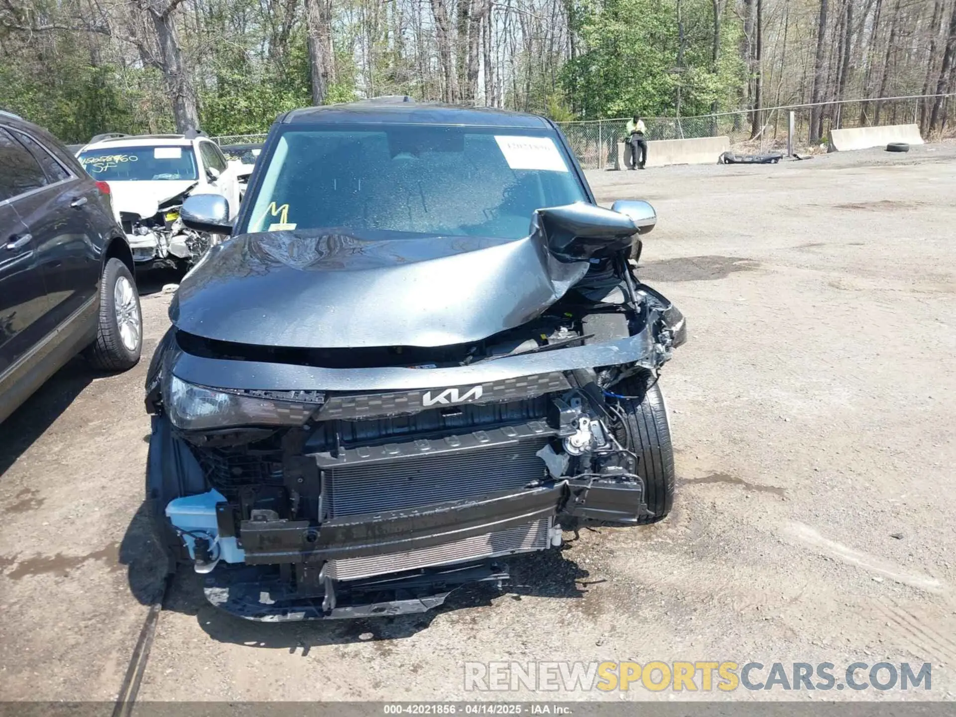 13 fotografías del automóvil dañado KNDJ23AU0R7910382 KIA SOUL 2024