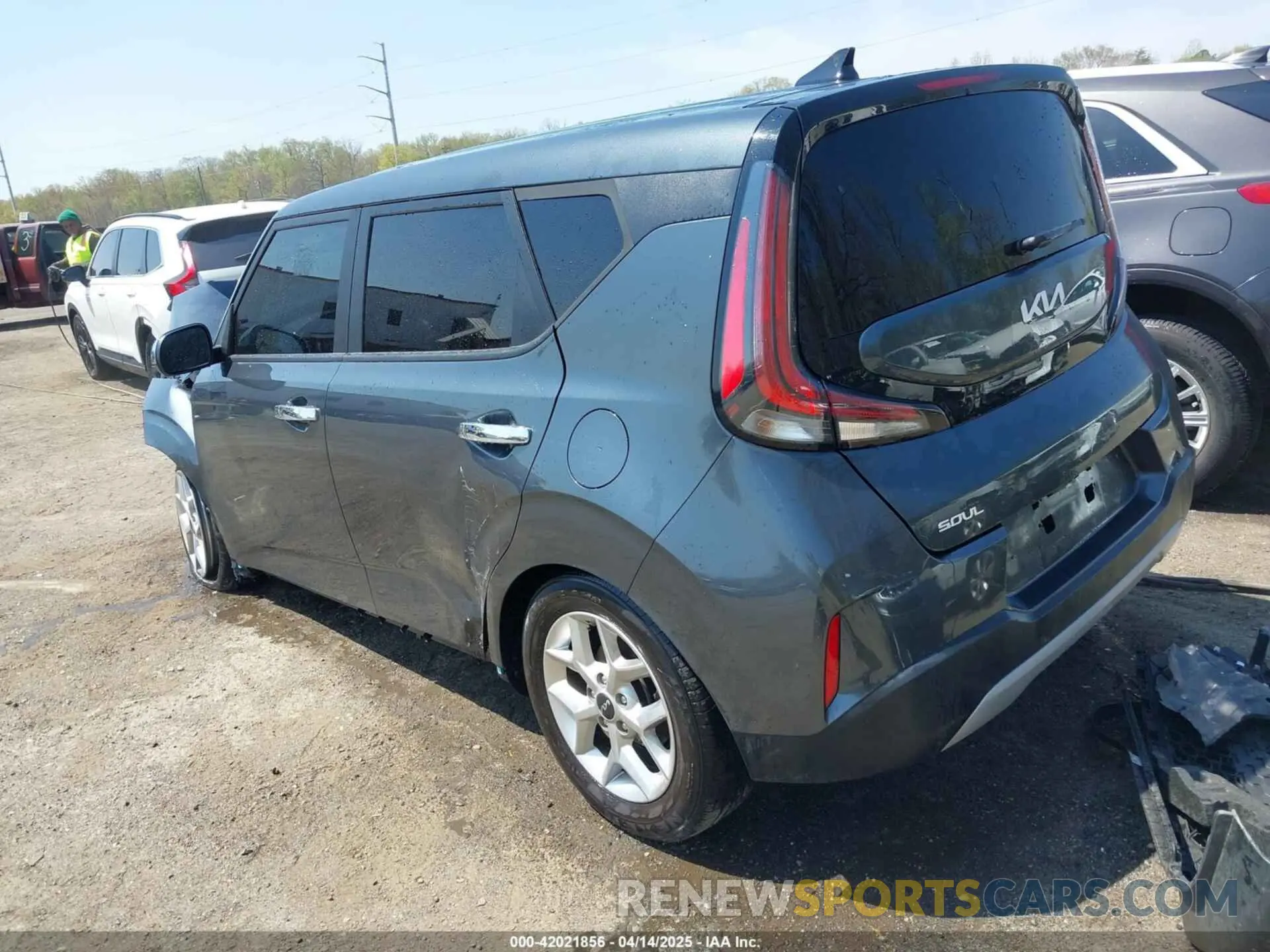 3 fotografías del automóvil dañado KNDJ23AU0R7910382 KIA SOUL 2024