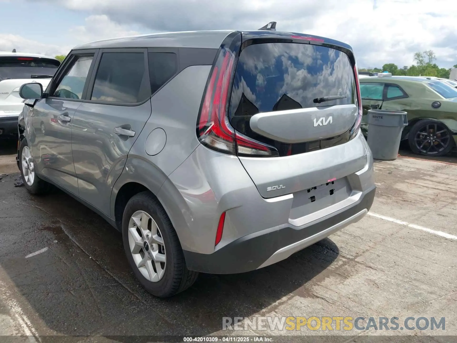 3 fotografías del automóvil dañado KNDJ23AU1R7917180 KIA SOUL 2024