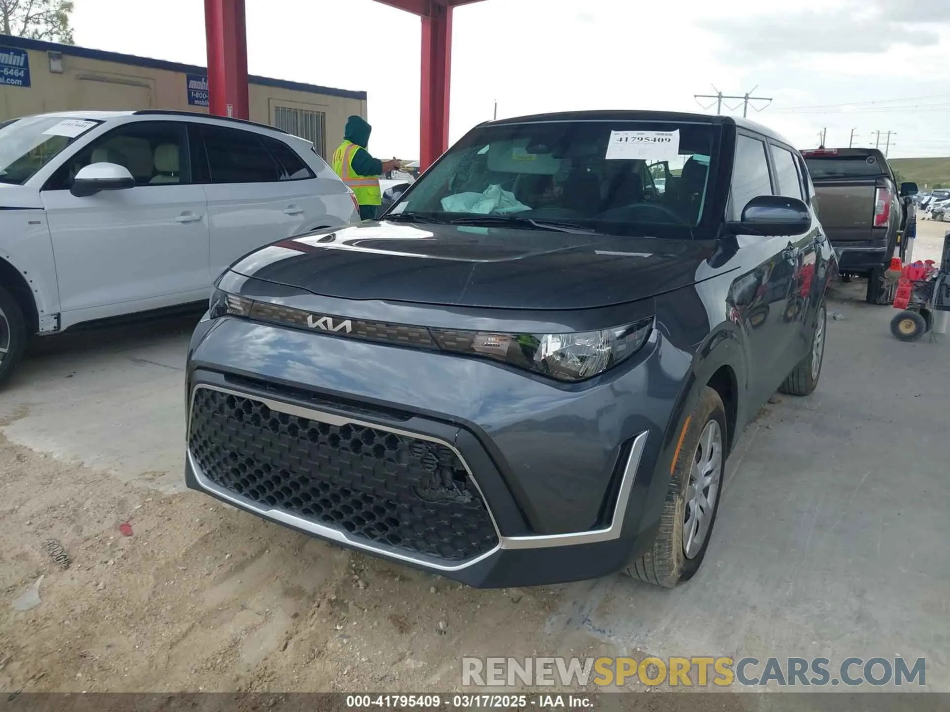 2 fotografías del automóvil dañado KNDJ23AU1R7919964 KIA SOUL 2024