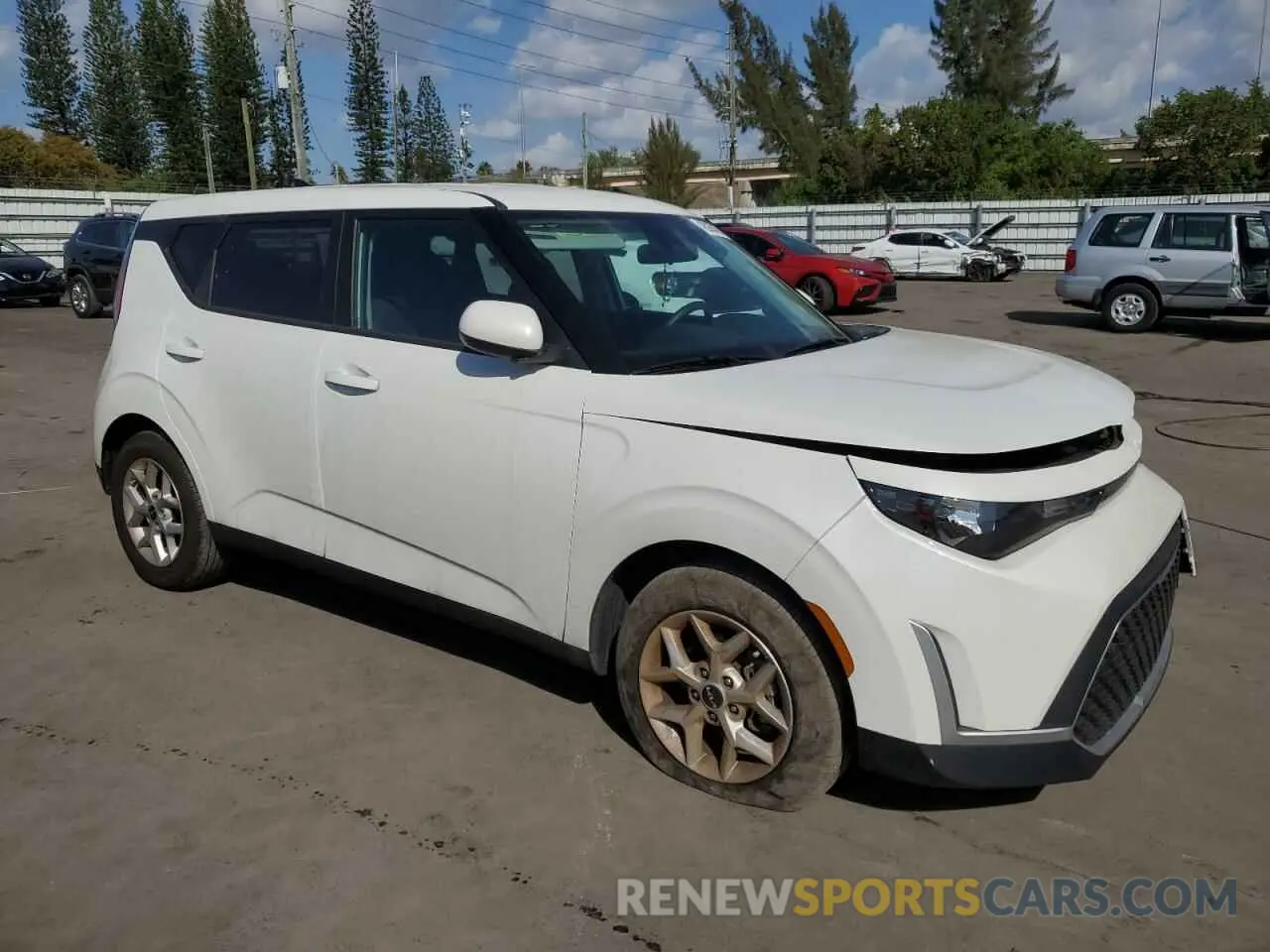 4 fotografías del automóvil dañado KNDJ23AU2R7231343 KIA SOUL 2024