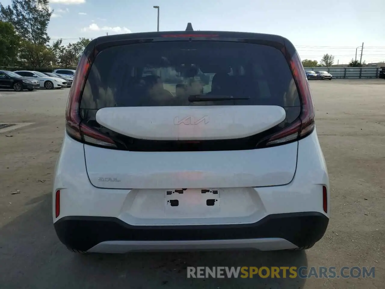 6 fotografías del automóvil dañado KNDJ23AU2R7231343 KIA SOUL 2024