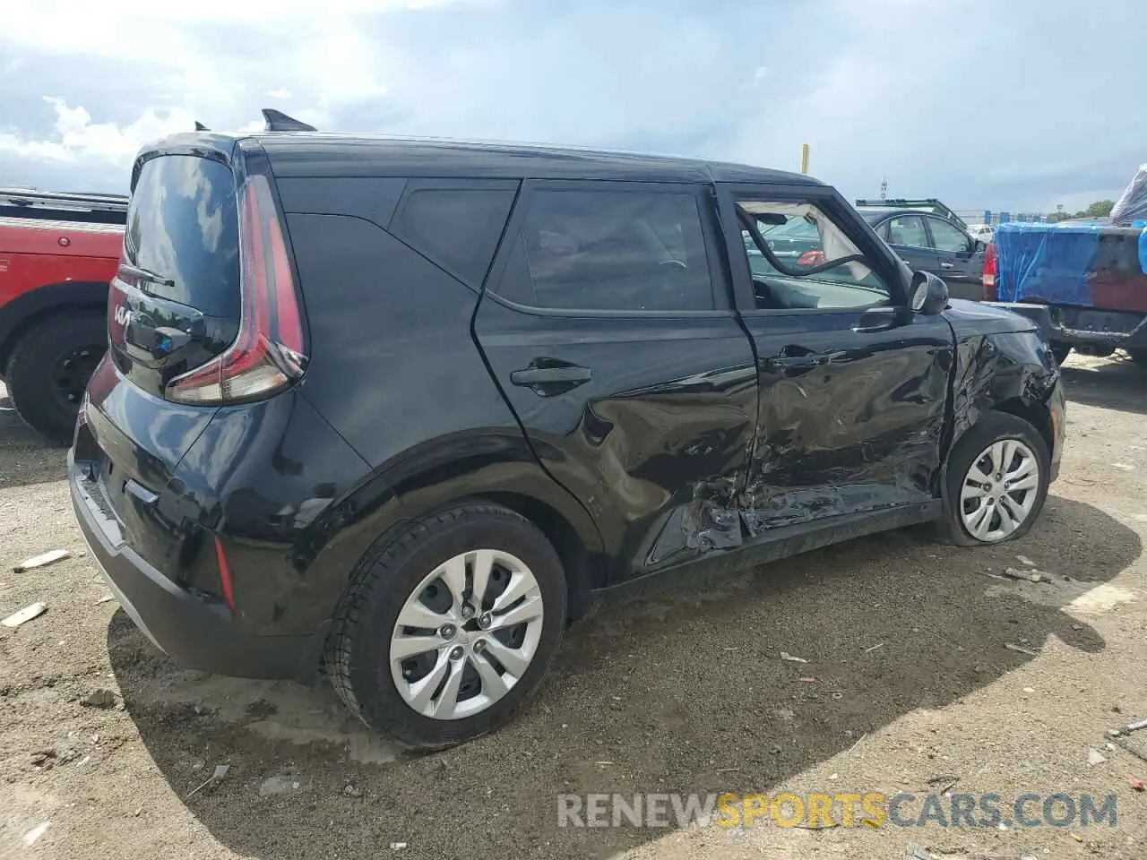 3 fotografías del automóvil dañado KNDJ23AU2R7235411 KIA SOUL 2024