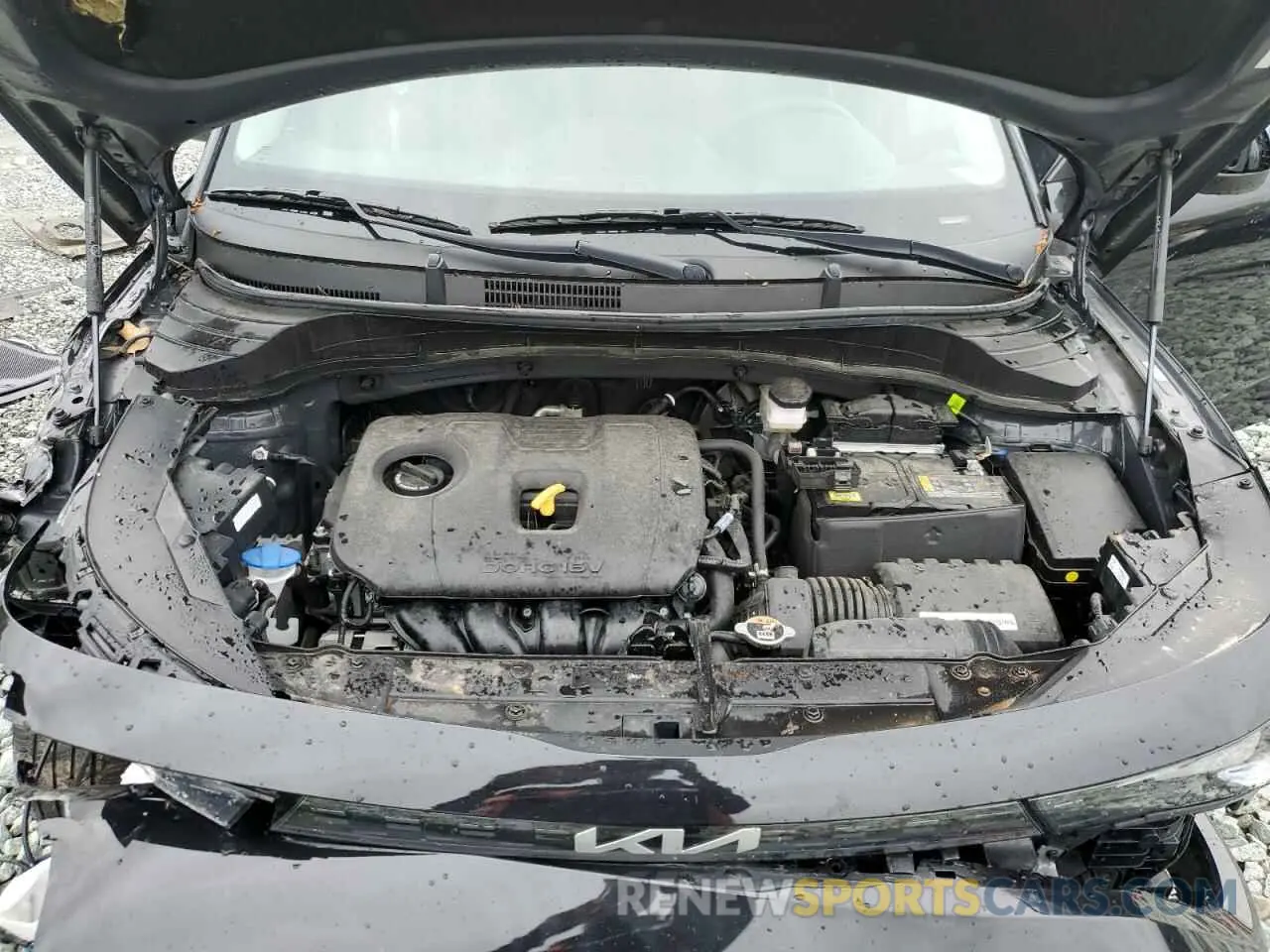12 fotografías del automóvil dañado KNDJ23AU2R7900372 KIA SOUL 2024