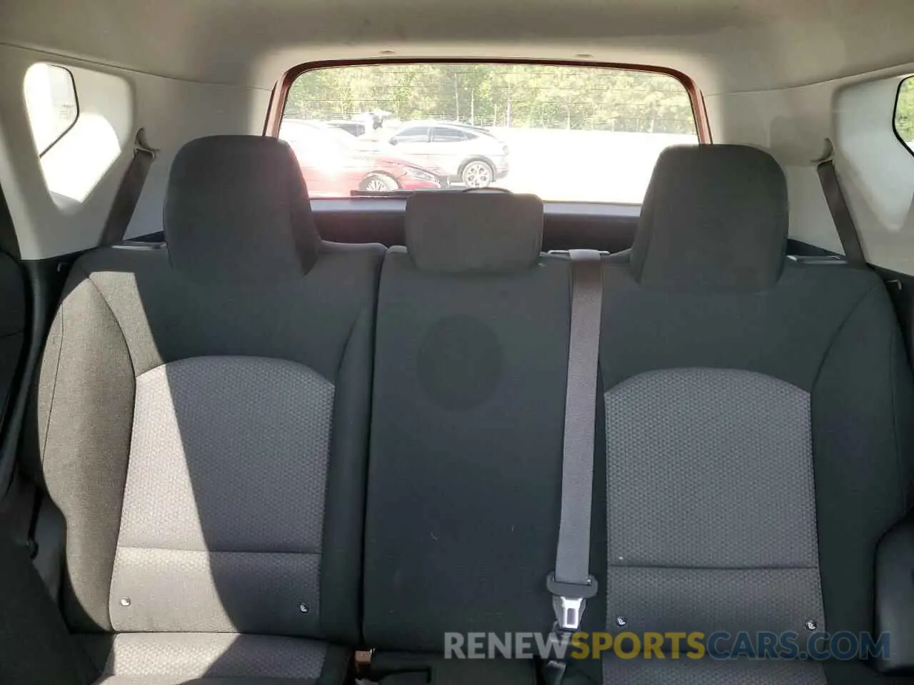 10 fotografías del automóvil dañado KNDJ23AU2R7909850 KIA SOUL 2024