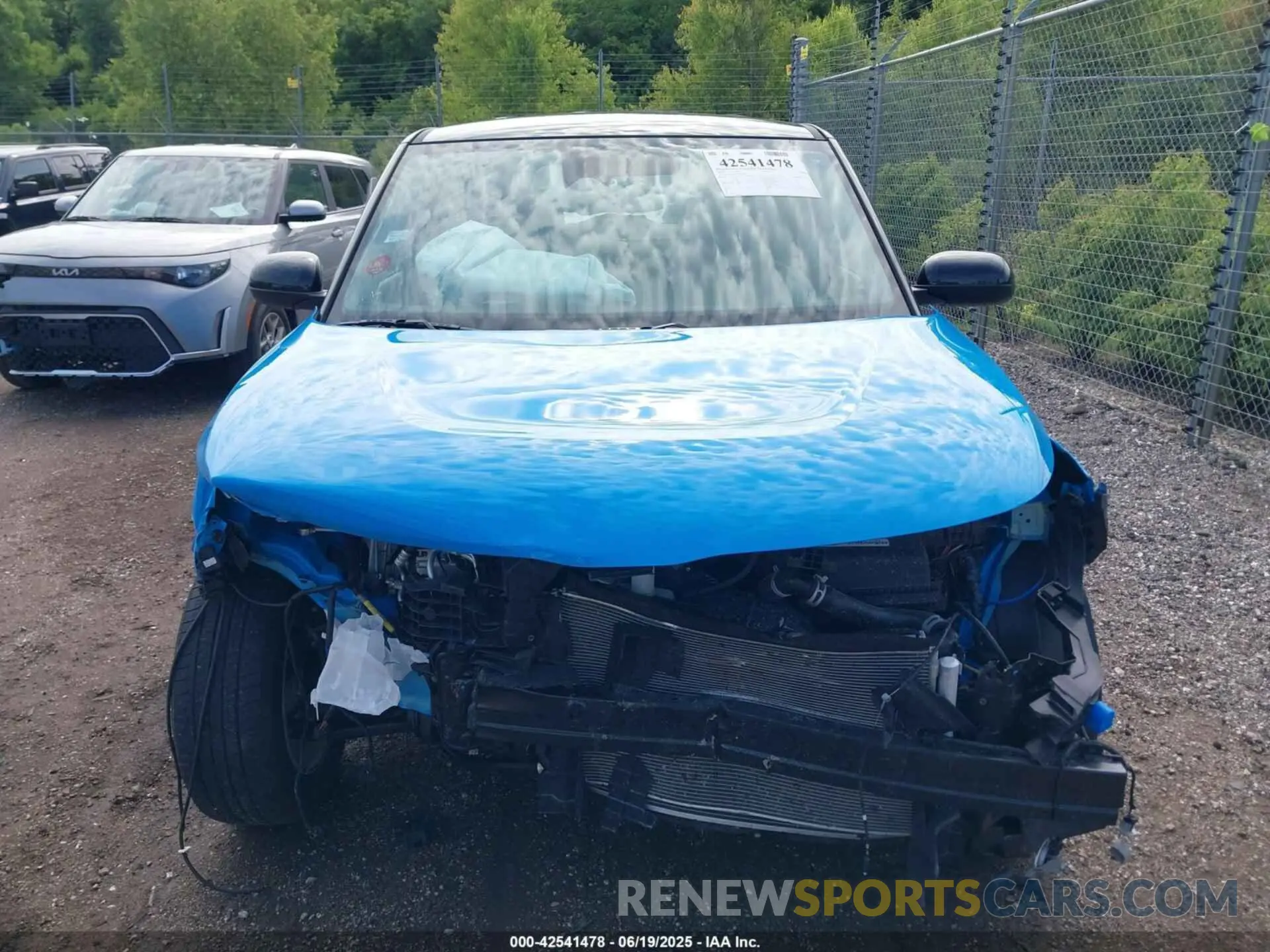 13 fotografías del automóvil dañado KNDJ23AU3R7229648 KIA SOUL 2024