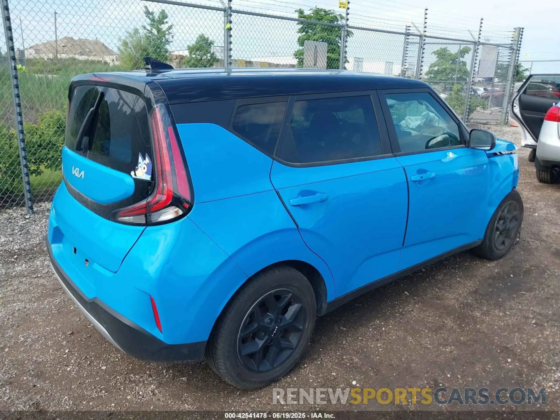 4 fotografías del automóvil dañado KNDJ23AU3R7229648 KIA SOUL 2024