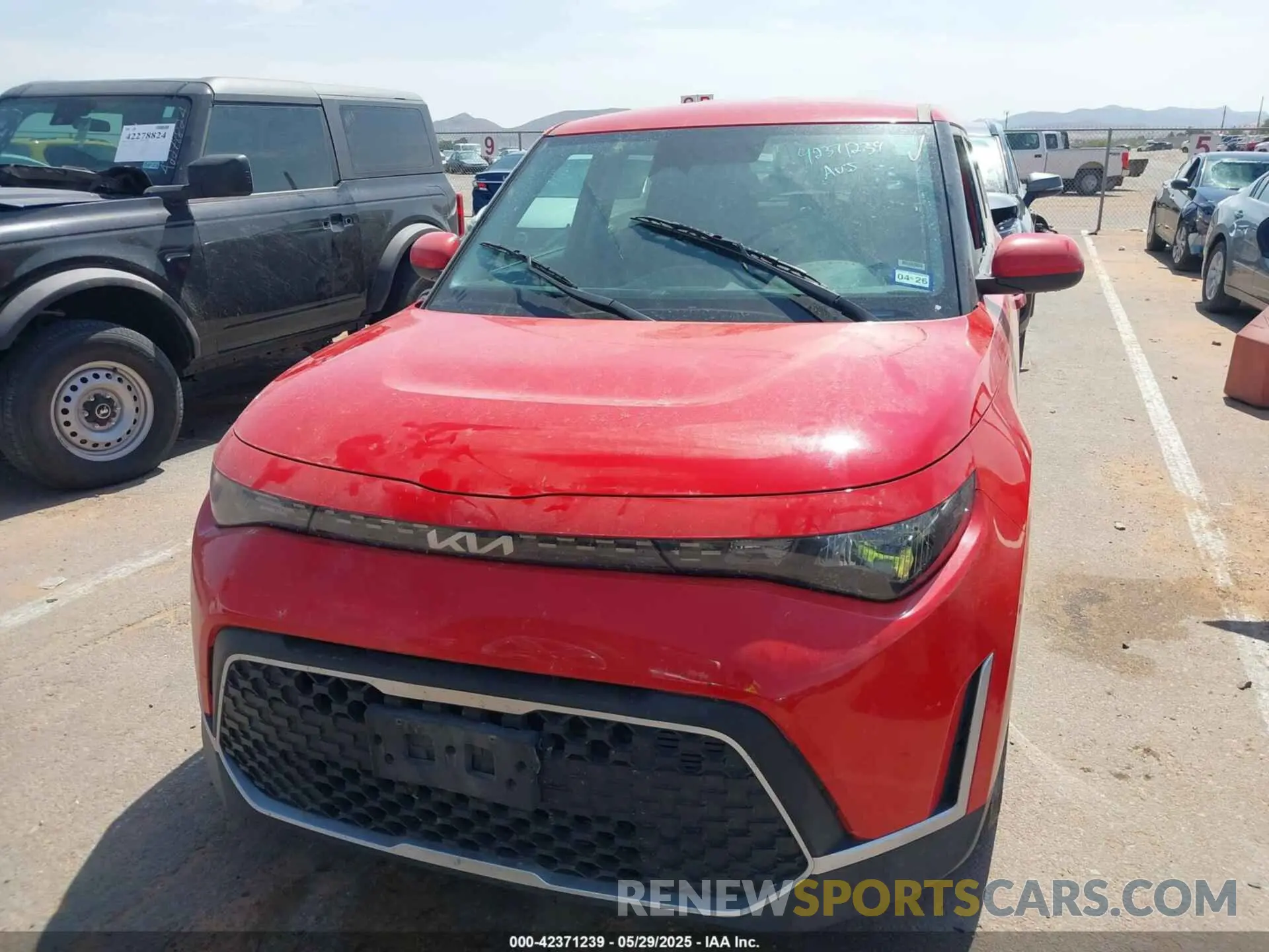 12 fotografías del automóvil dañado KNDJ23AU3R7232159 KIA SOUL 2024