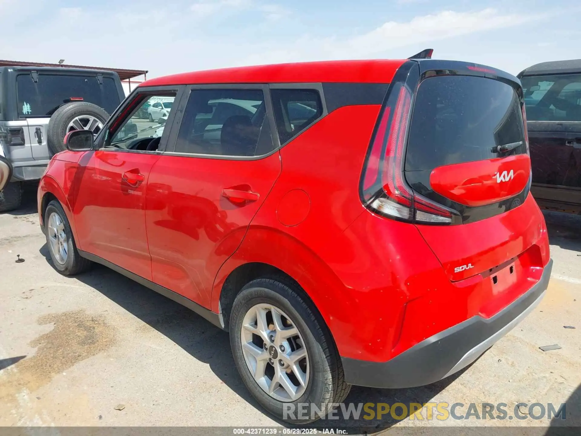 14 fotografías del automóvil dañado KNDJ23AU3R7232159 KIA SOUL 2024