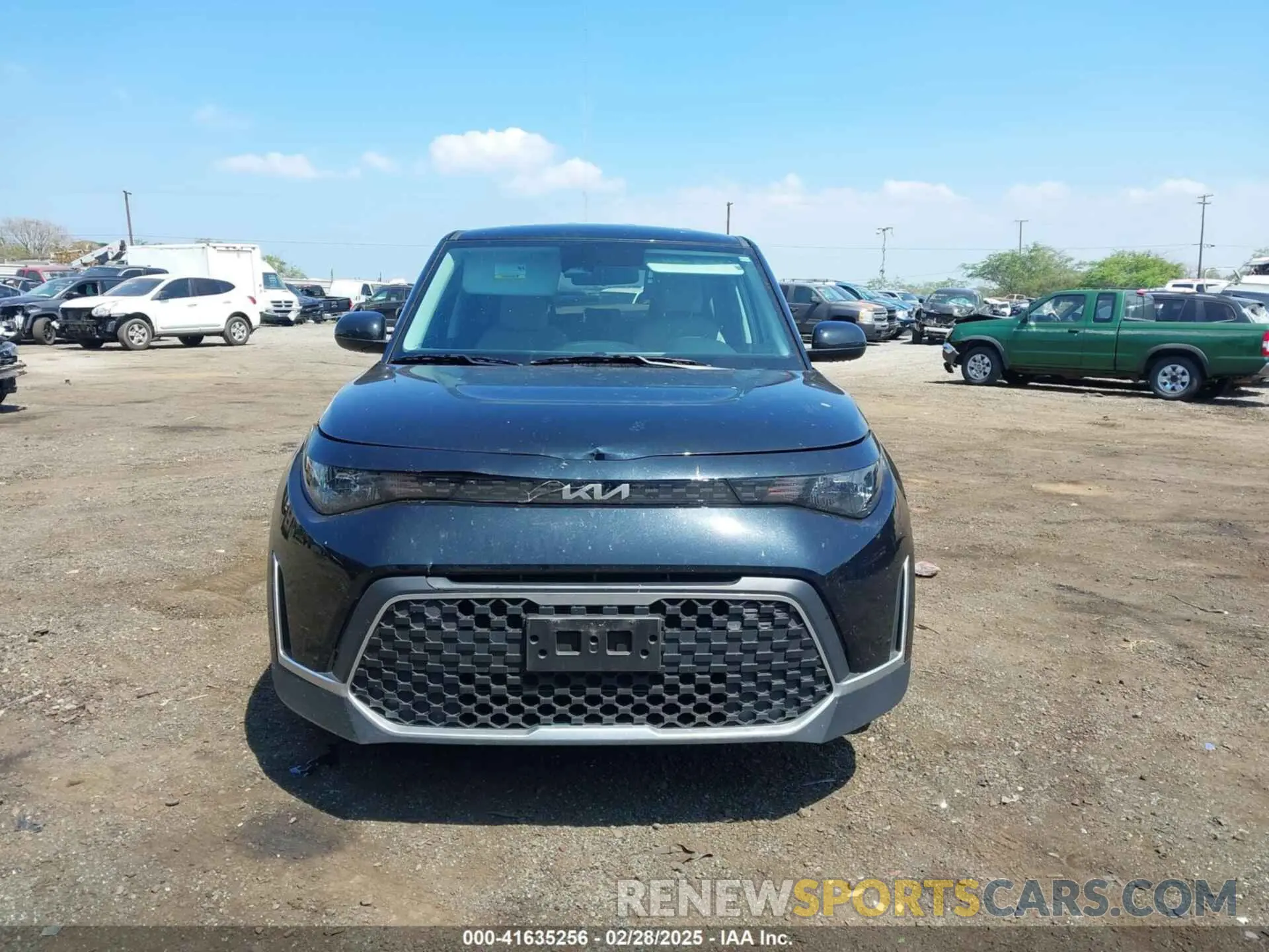 12 fotografías del automóvil dañado KNDJ23AU3R7236955 KIA SOUL 2024