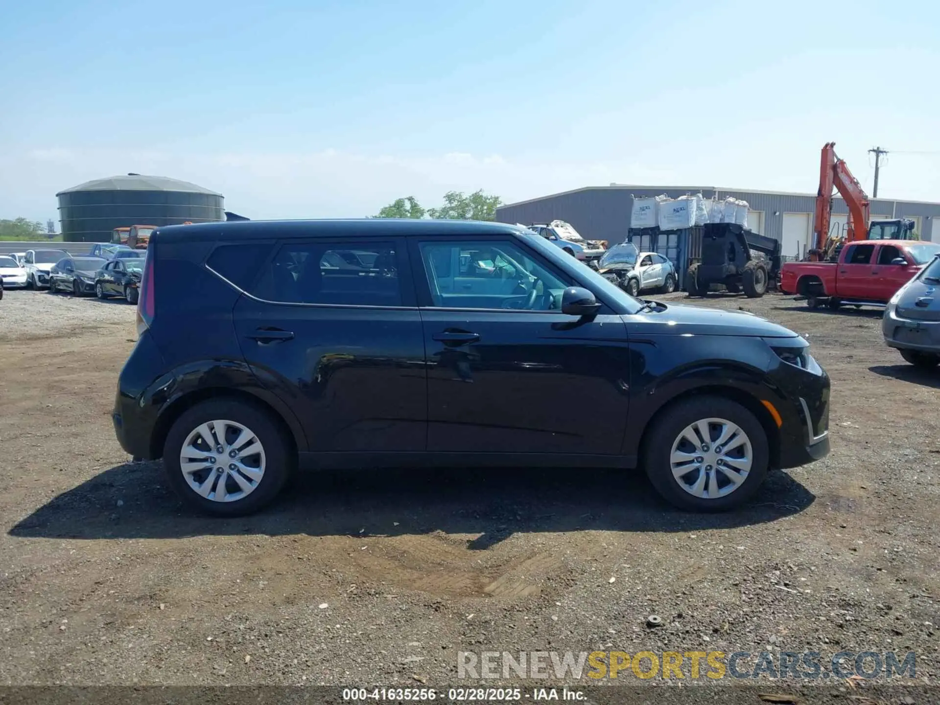 13 fotografías del automóvil dañado KNDJ23AU3R7236955 KIA SOUL 2024
