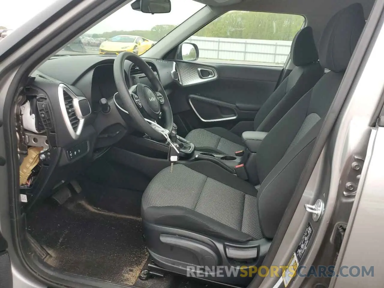7 fotografías del automóvil dañado KNDJ23AU3R7241752 KIA SOUL 2024