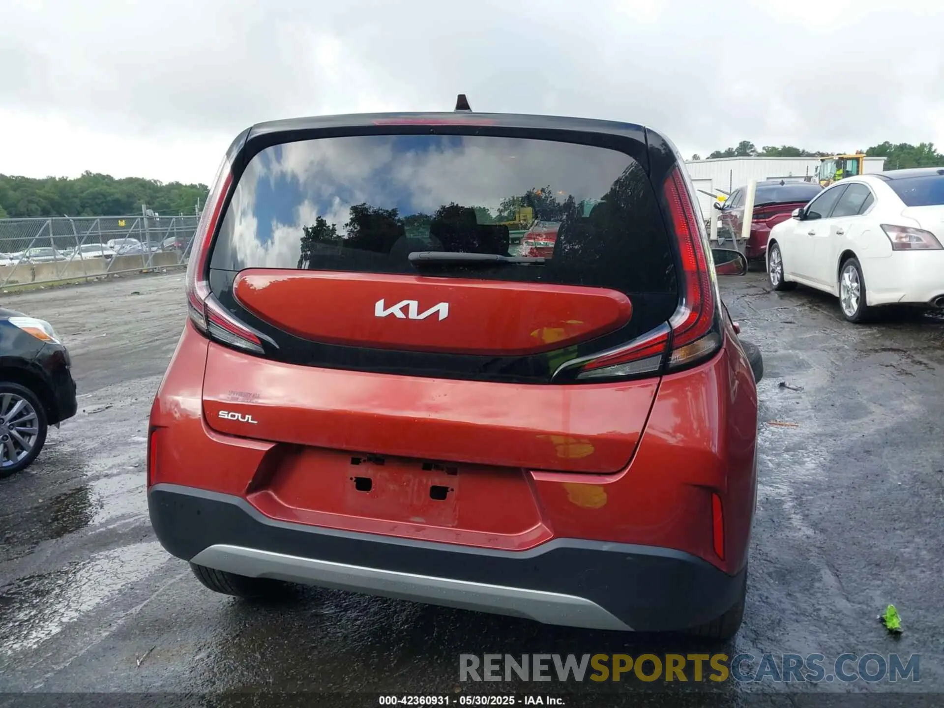 16 fotografías del automóvil dañado KNDJ23AU3R7907878 KIA SOUL 2024