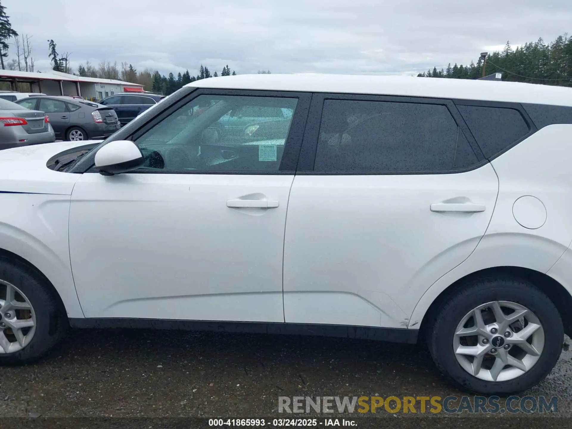 14 fotografías del automóvil dañado KNDJ23AU4R7227262 KIA SOUL 2024