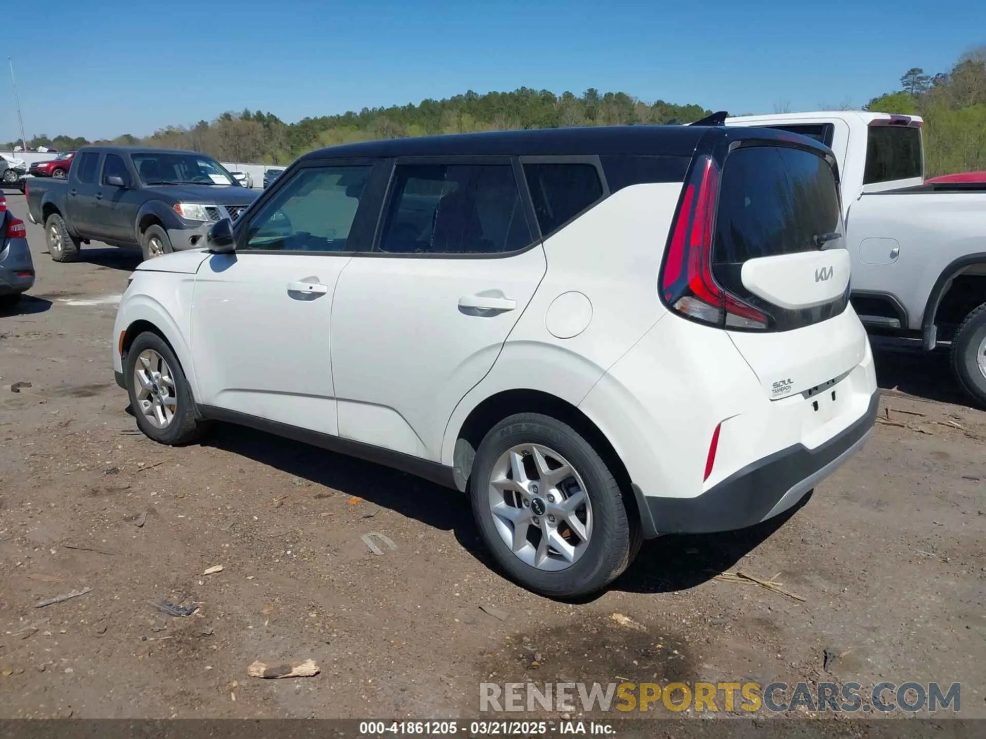 3 fotografías del automóvil dañado KNDJ23AU4R7227293 KIA SOUL 2024