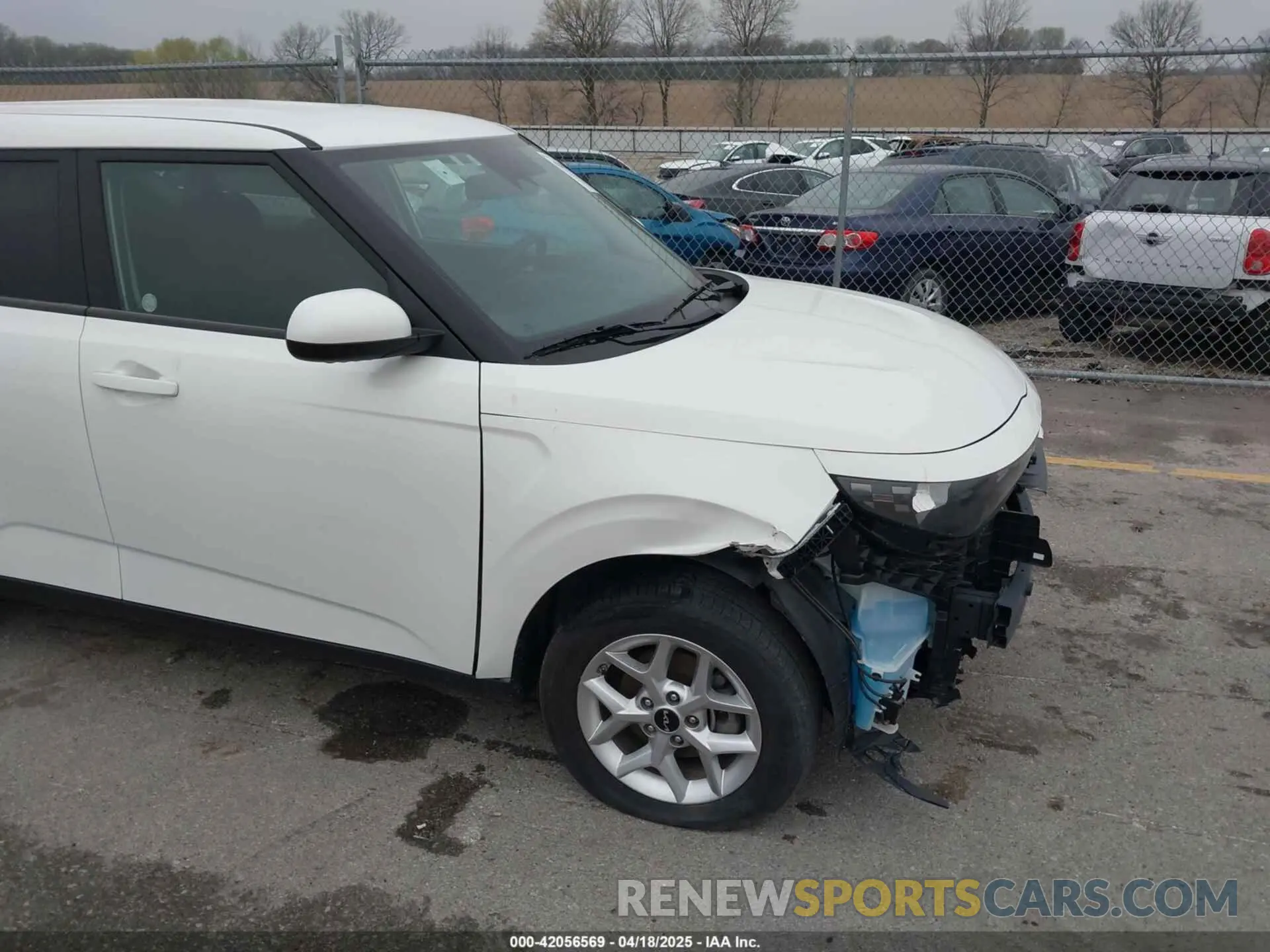 18 fotografías del automóvil dañado KNDJ23AU4R7236558 KIA SOUL 2024