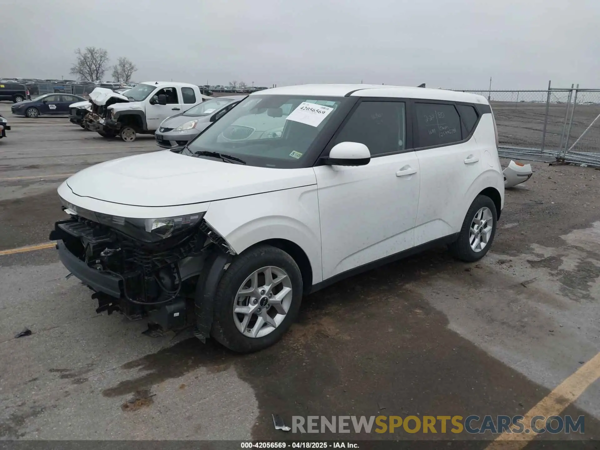 2 fotografías del automóvil dañado KNDJ23AU4R7236558 KIA SOUL 2024