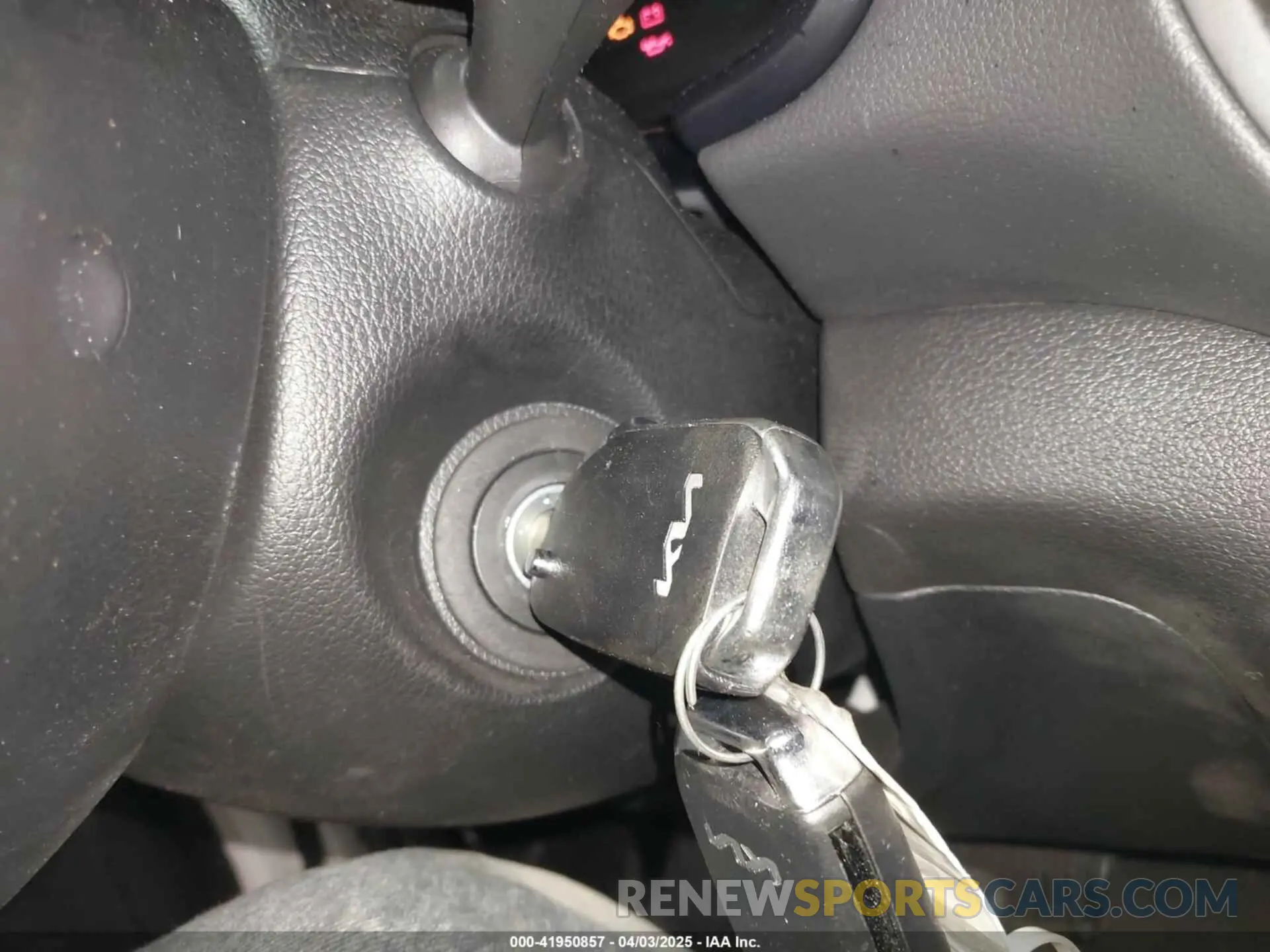 11 fotografías del automóvil dañado KNDJ23AU4R7238035 KIA SOUL 2024