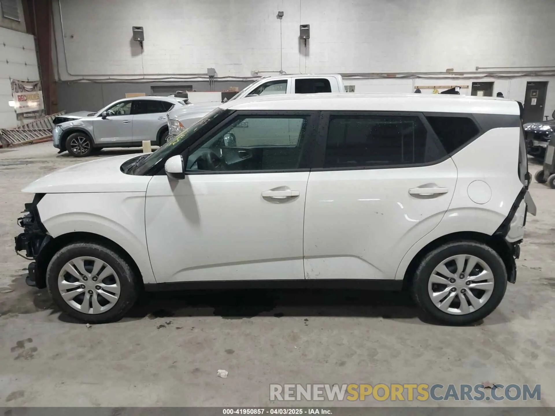15 fotografías del automóvil dañado KNDJ23AU4R7238035 KIA SOUL 2024