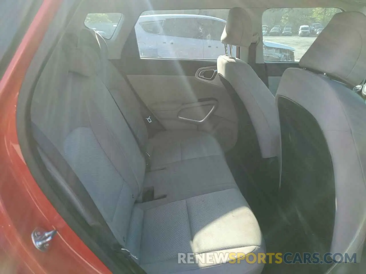 10 fotografías del automóvil dañado KNDJ23AU5R7230574 KIA SOUL 2024