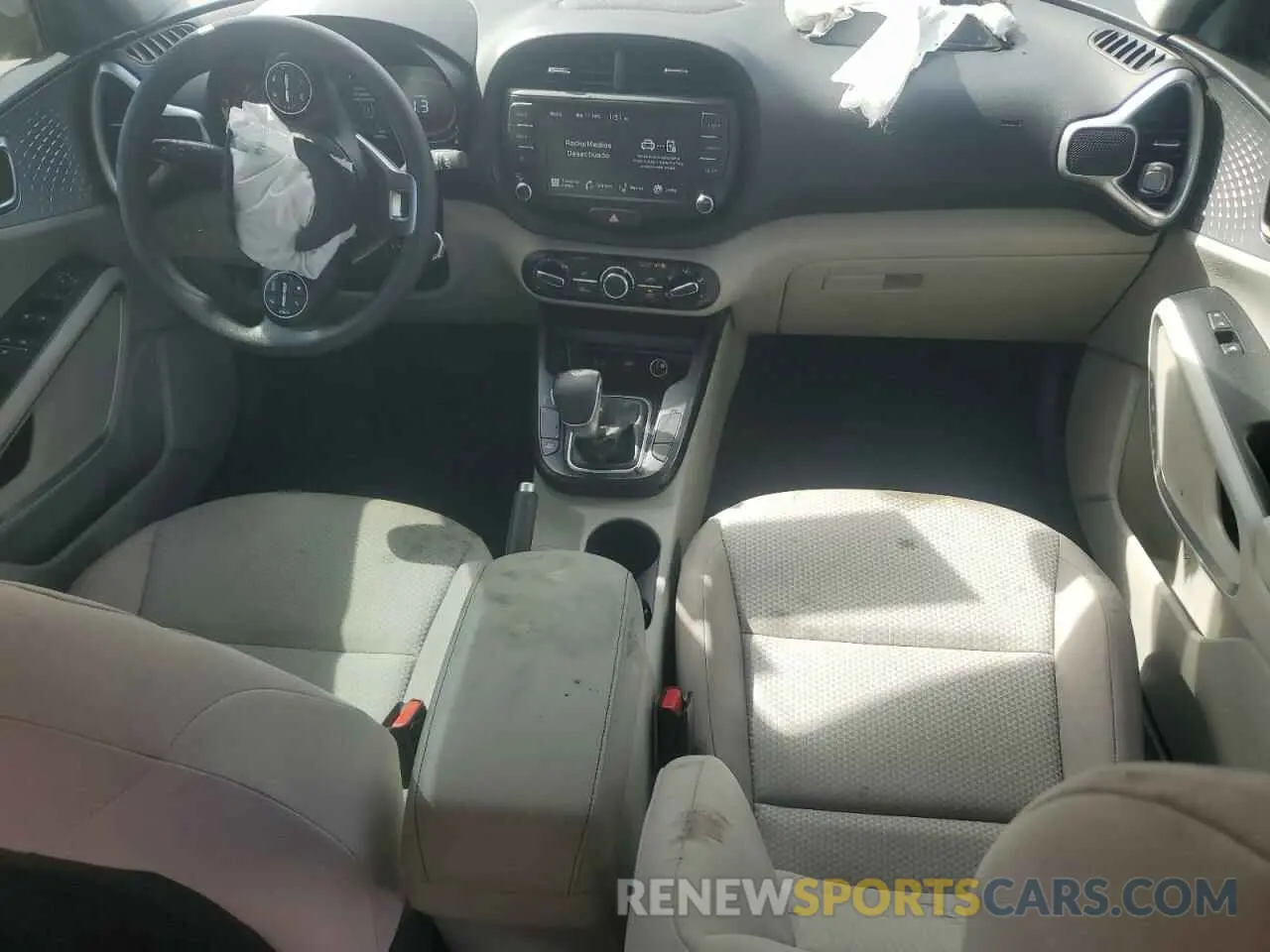8 fotografías del automóvil dañado KNDJ23AU5R7232020 KIA SOUL 2024