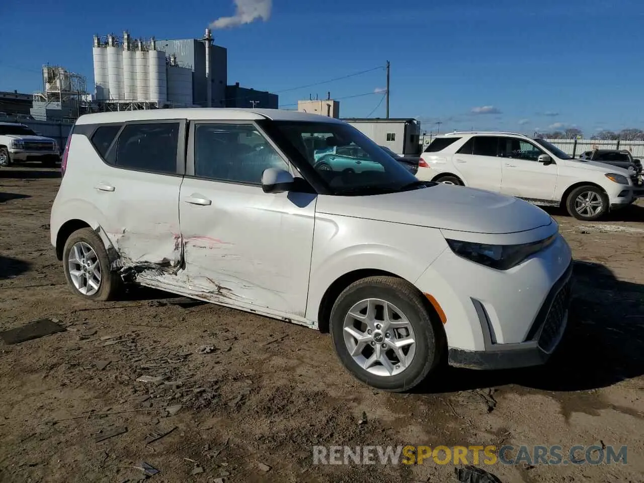 4 fotografías del automóvil dañado KNDJ23AU6R7231751 KIA SOUL 2024