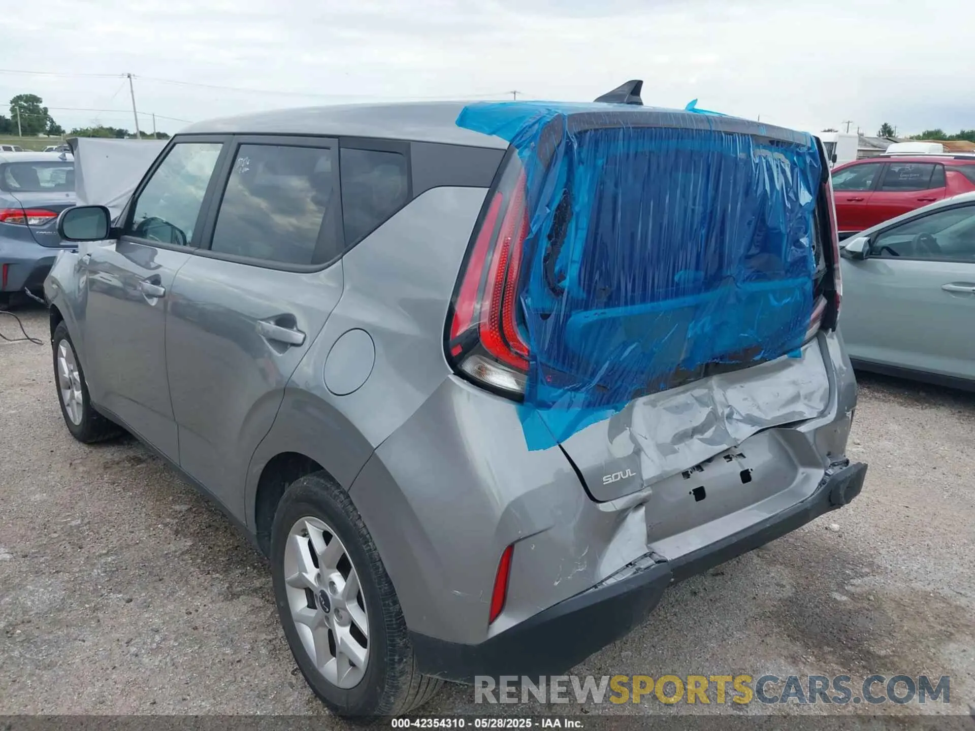 3 fotografías del automóvil dañado KNDJ23AU6R7911097 KIA SOUL 2024