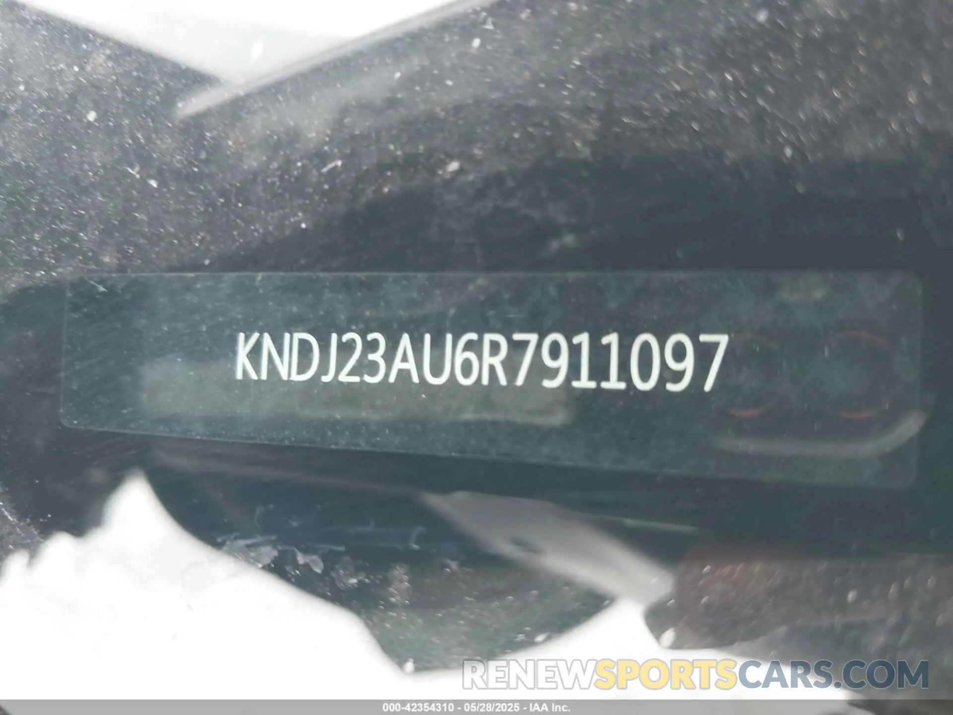 9 fotografías del automóvil dañado KNDJ23AU6R7911097 KIA SOUL 2024