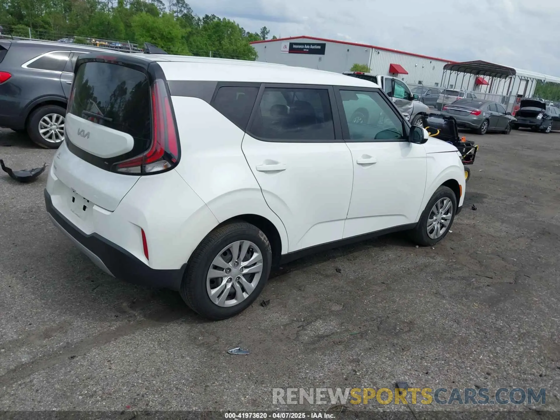 4 fotografías del automóvil dañado KNDJ23AU7R7231211 KIA SOUL 2024