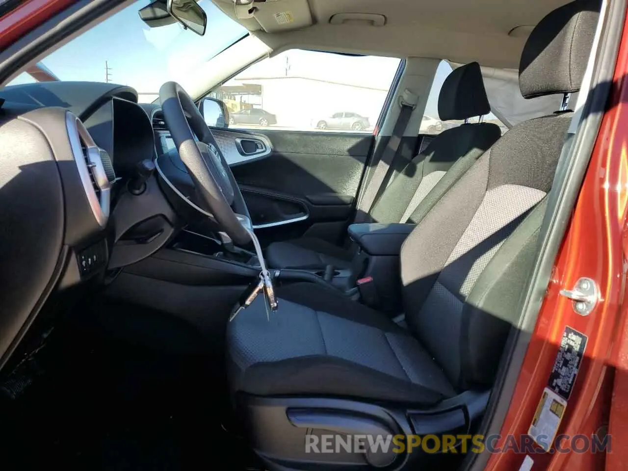 7 fotografías del automóvil dañado KNDJ23AU7R7907608 KIA SOUL 2024