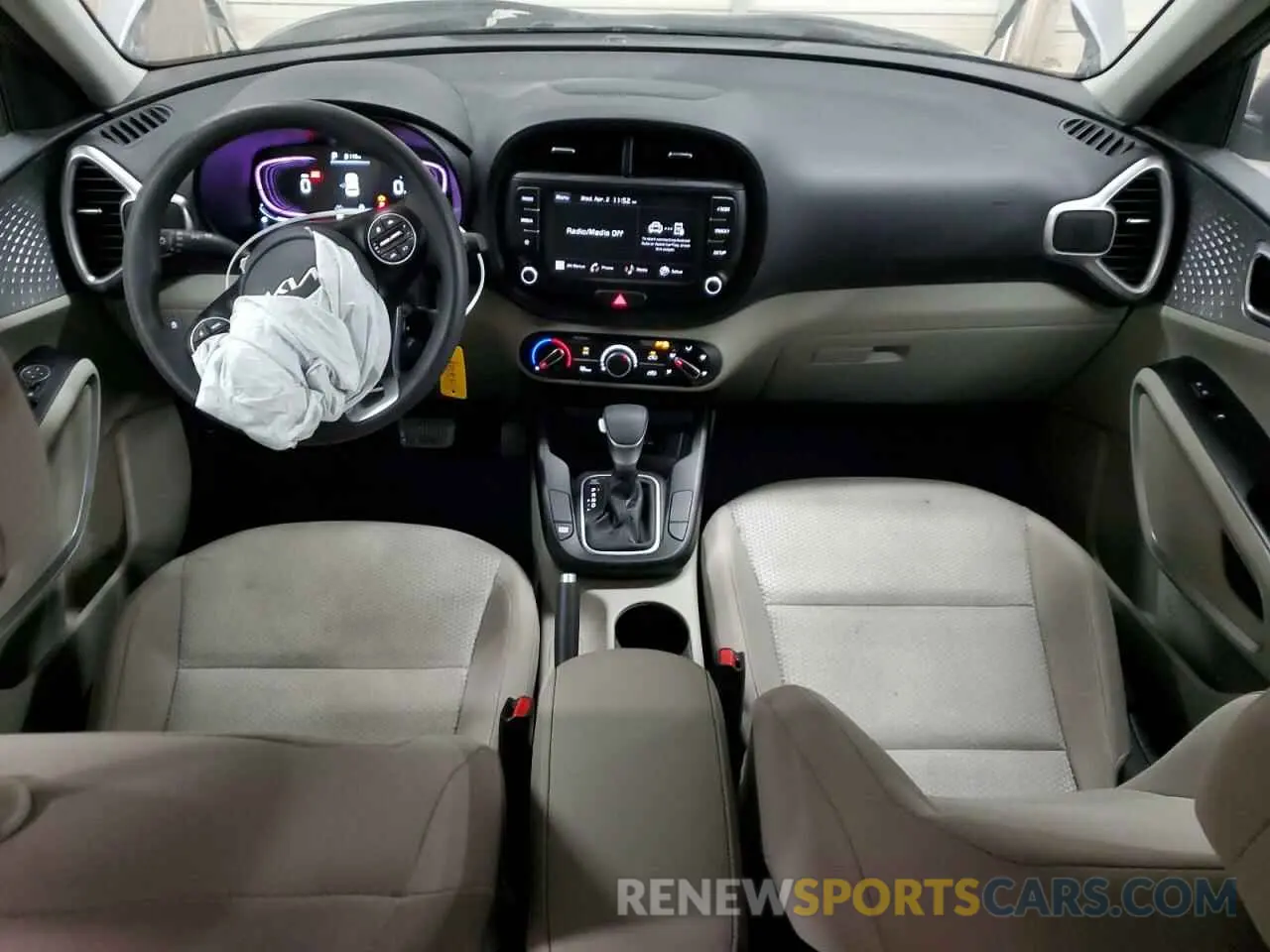 8 fotografías del automóvil dañado KNDJ23AU8R7911442 KIA SOUL 2024