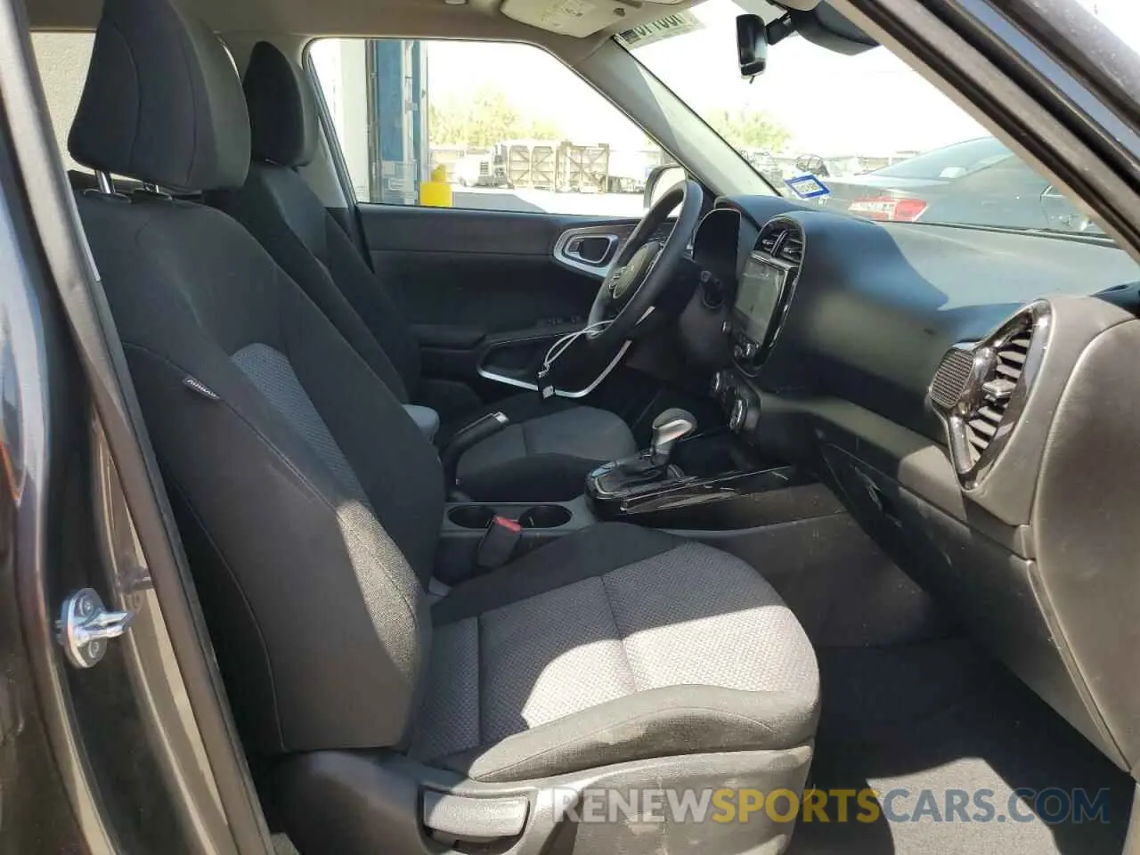 7 fotografías del automóvil dañado KNDJ23AU9R7921574 KIA SOUL 2024