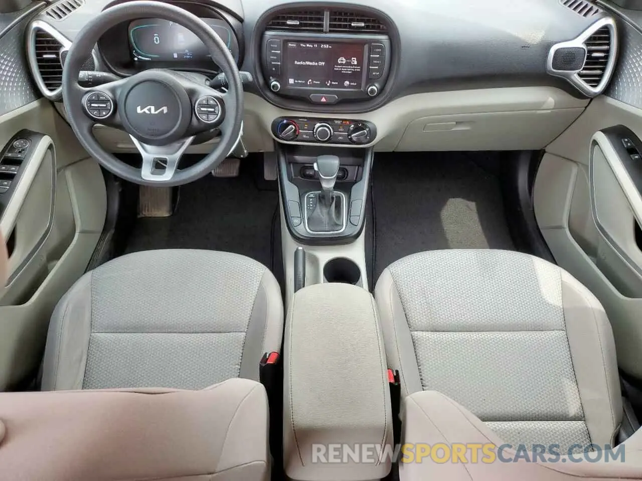 8 fotografías del automóvil dañado KNDJ23AUXR7225287 KIA SOUL 2024