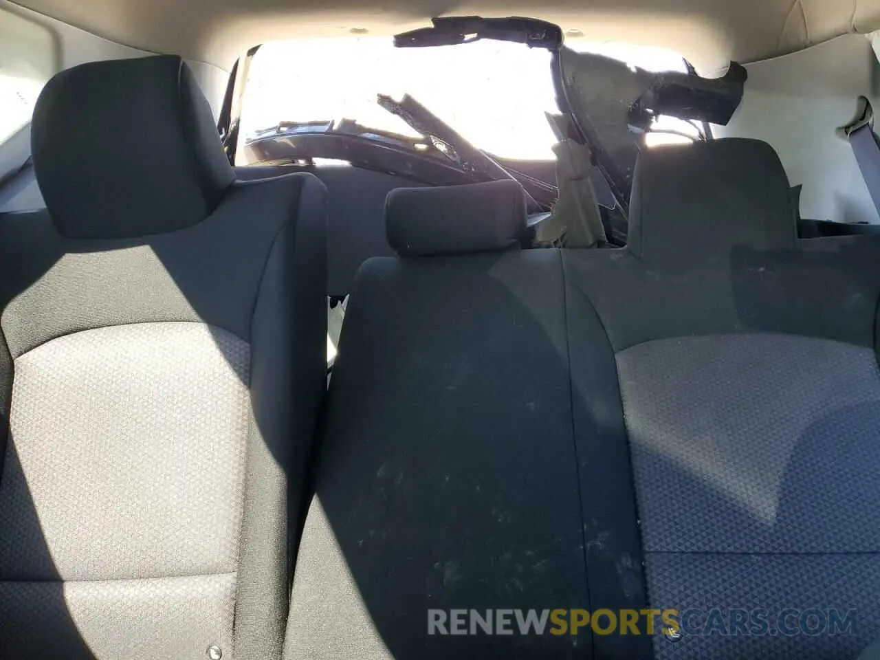 10 fotografías del automóvil dañado KNDJ23AUXR7239495 KIA SOUL 2024