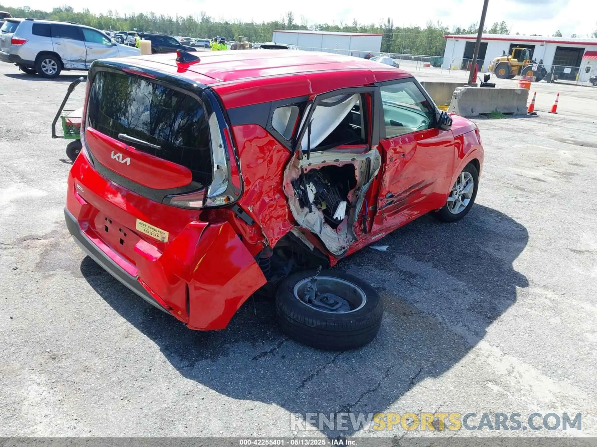 4 fotografías del automóvil dañado KNDJ23AU0S7245537 KIA SOUL 2025