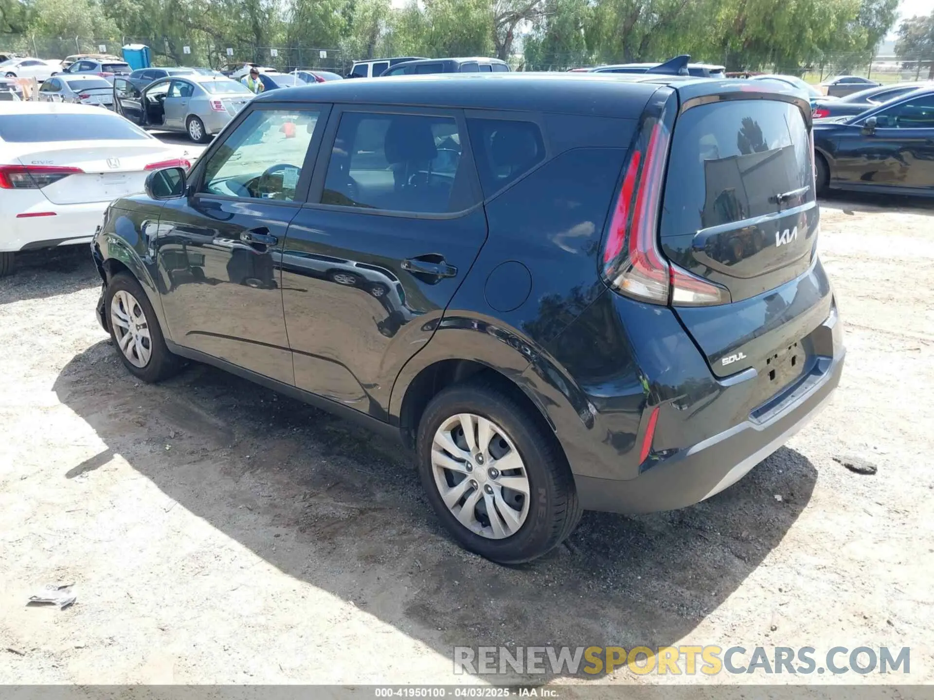 3 fotografías del automóvil dañado KNDJ23AU0S7927656 KIA SOUL 2025