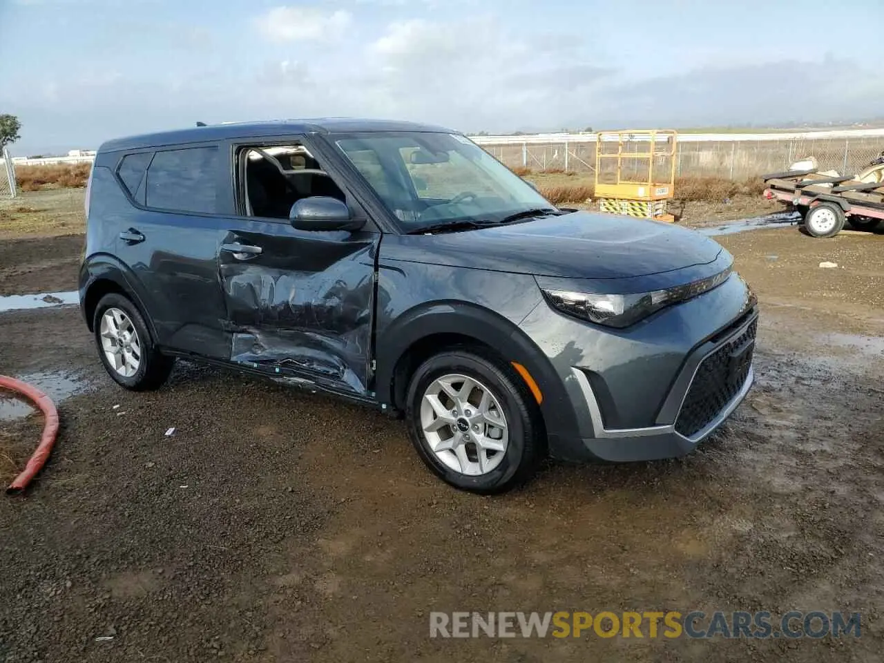 4 fotografías del automóvil dañado KNDJ23AU1S7251265 KIA SOUL 2025