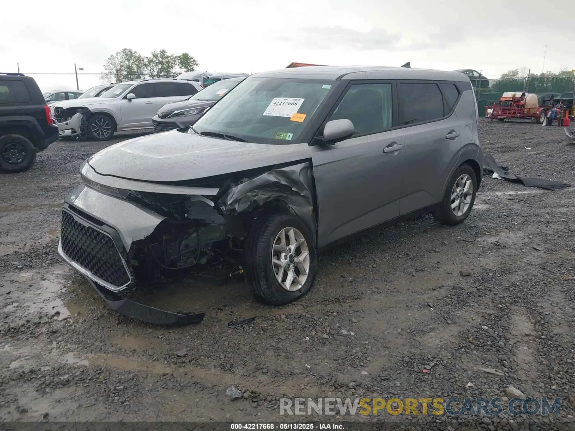 2 fotografías del automóvil dañado KNDJ23AU1S7929304 KIA SOUL 2025