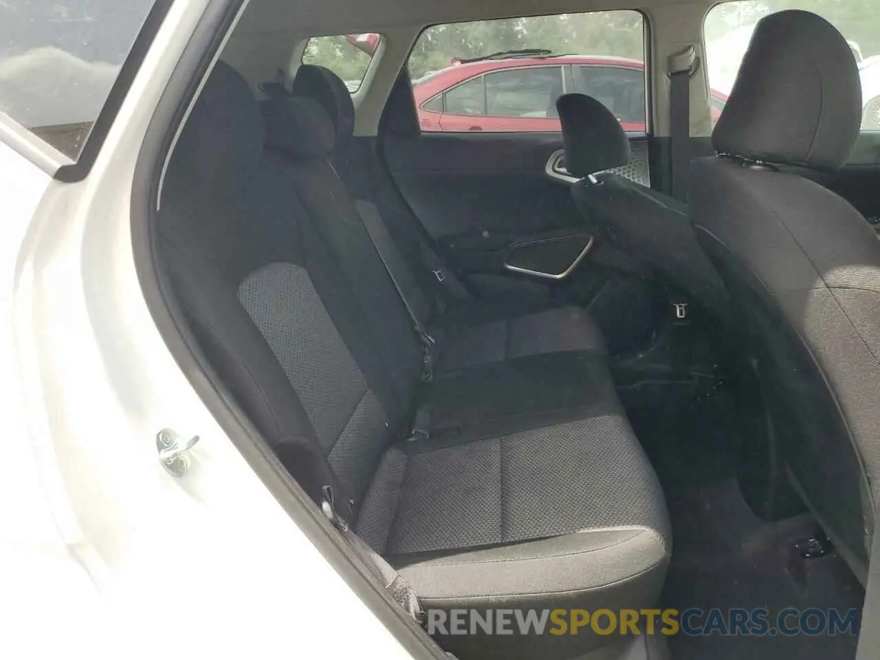 10 fotografías del automóvil dañado KNDJ23AU2S7923155 KIA SOUL 2025