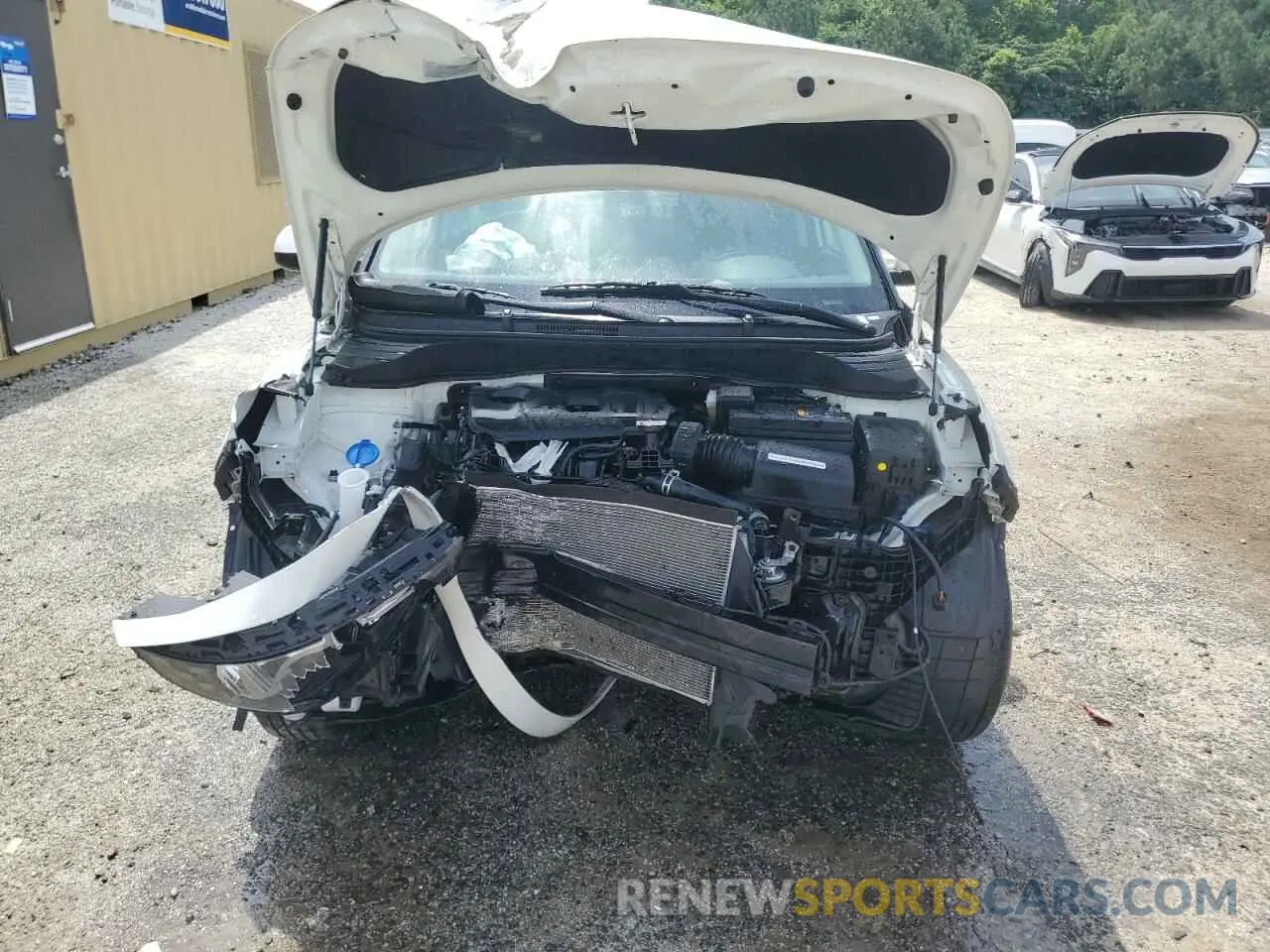 5 fotografías del automóvil dañado KNDJ23AU2S7923155 KIA SOUL 2025