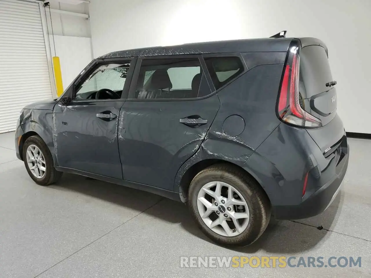2 fotografías del automóvil dañado KNDJ23AU3S7257469 KIA SOUL 2025