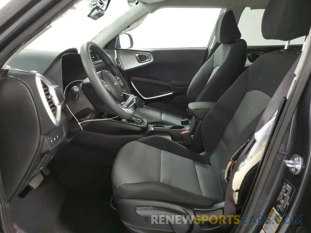 7 fotografías del automóvil dañado KNDJ23AU3S7257469 KIA SOUL 2025