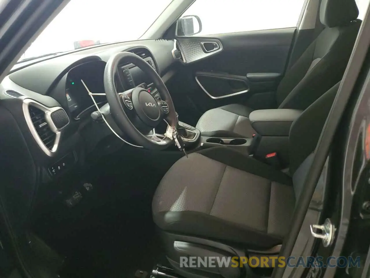 7 fotografías del automóvil dañado KNDJ23AU4S7256444 KIA SOUL 2025