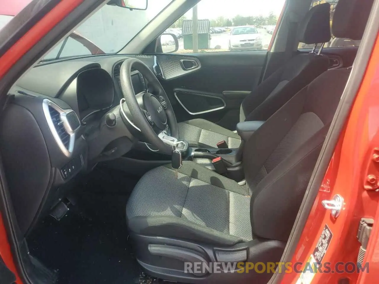 7 fotografías del automóvil dañado KNDJ23AU6S7243002 KIA SOUL 2025