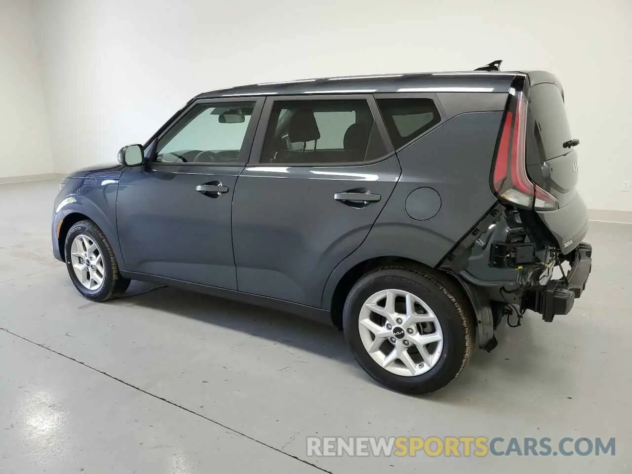 2 fotografías del automóvil dañado KNDJ23AU6S7263704 KIA SOUL 2025