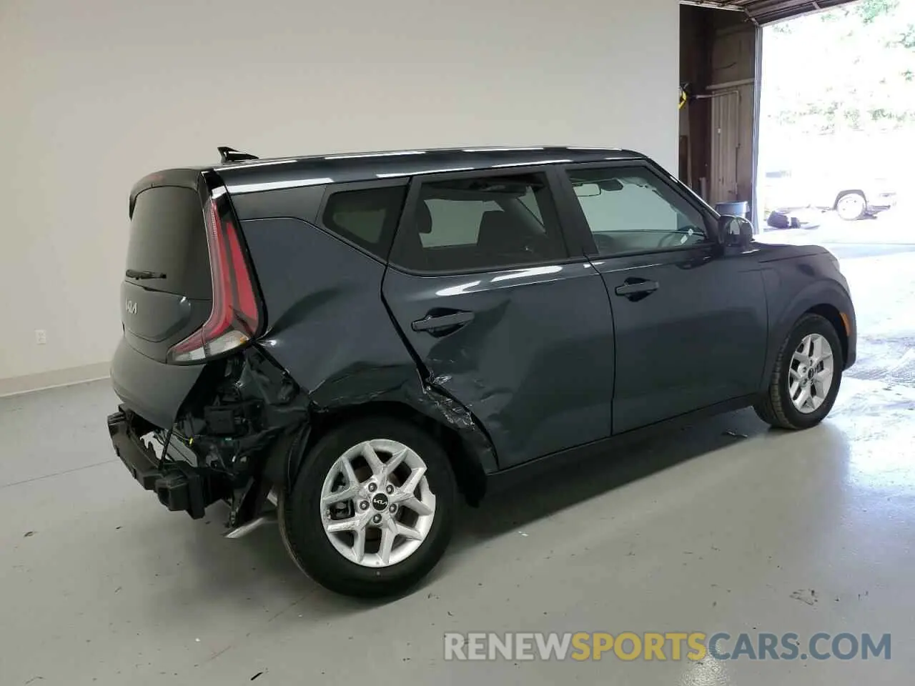 3 fotografías del automóvil dañado KNDJ23AU6S7263704 KIA SOUL 2025