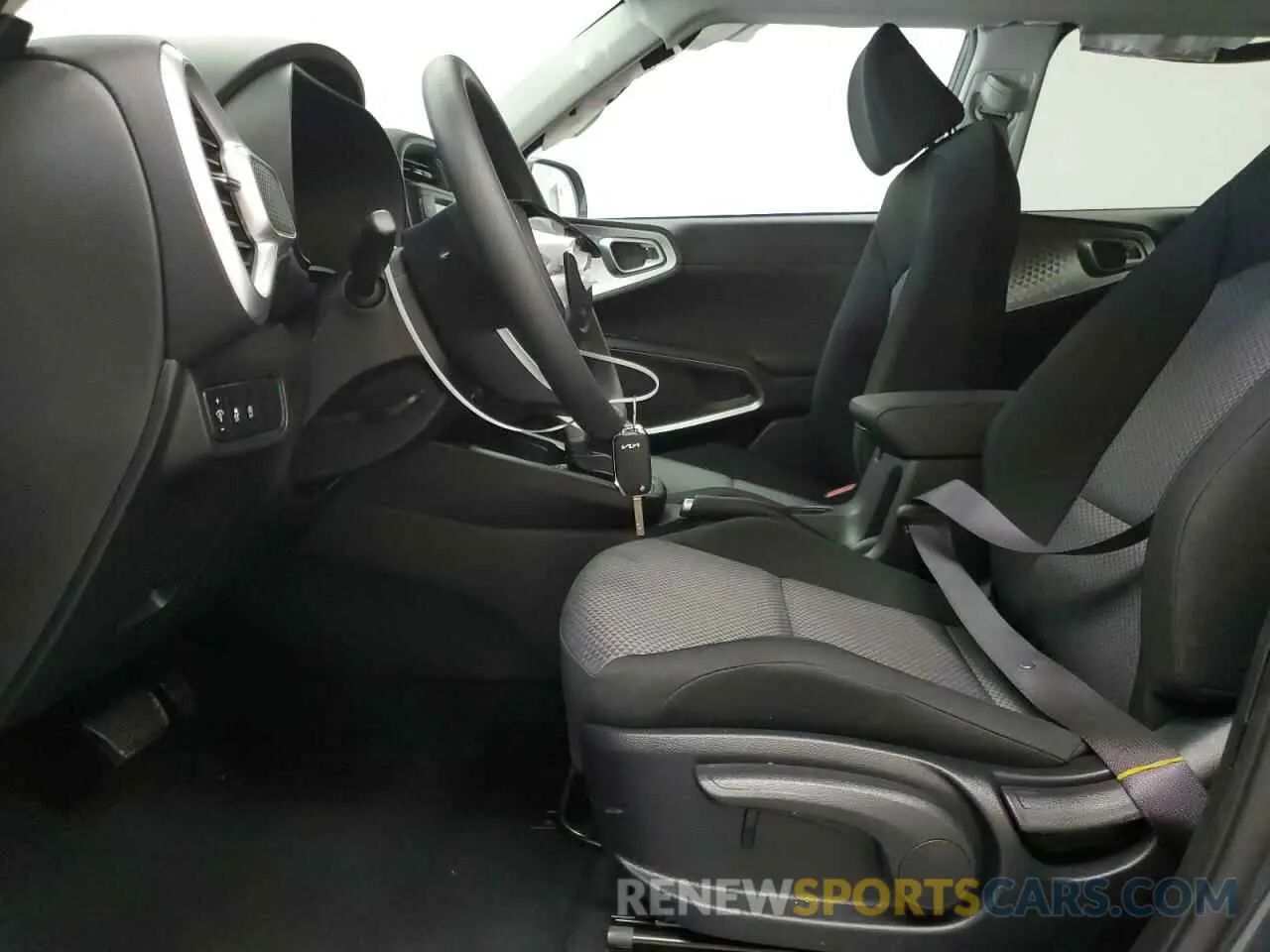 7 fotografías del automóvil dañado KNDJ23AU6S7263704 KIA SOUL 2025