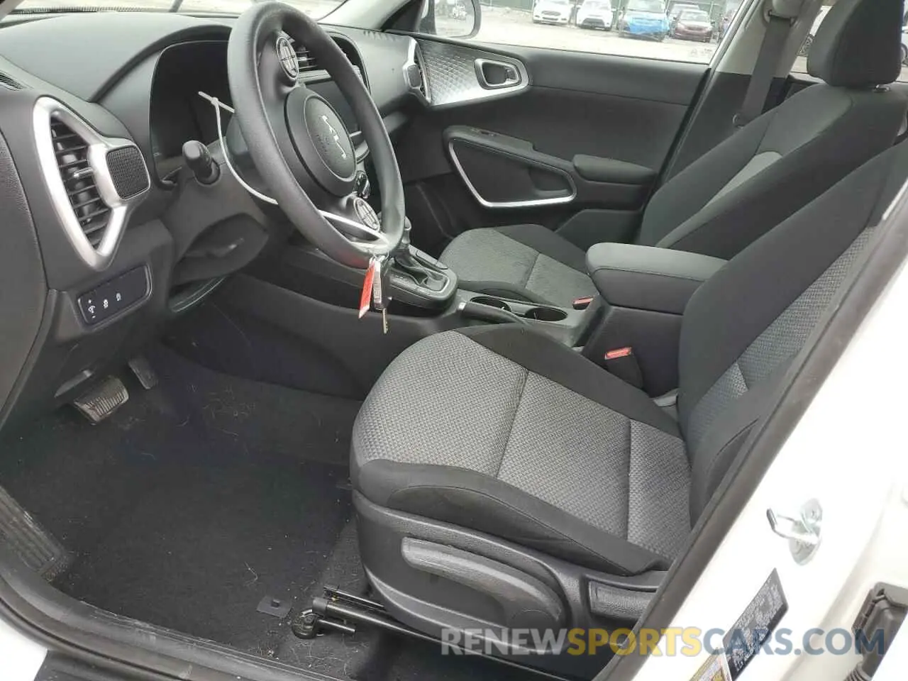 7 fotografías del automóvil dañado KNDJ23AU6S7928598 KIA SOUL 2025