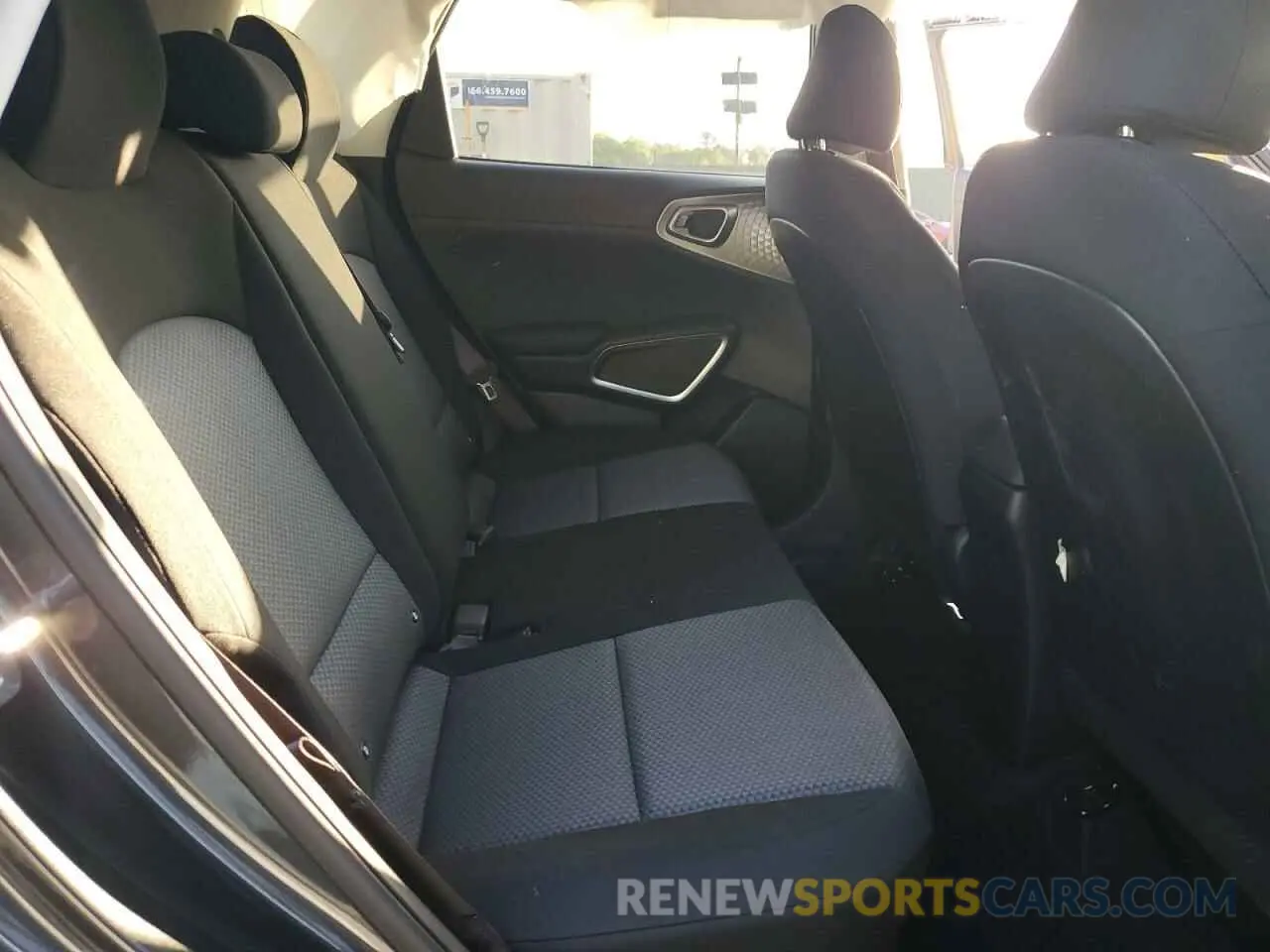 10 fotografías del automóvil dañado KNDJ23AUXS7252916 KIA SOUL 2025